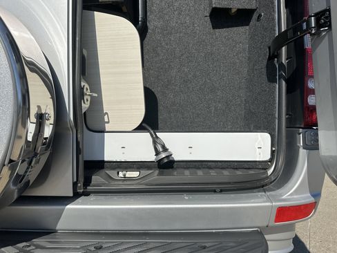 Used 2012 Mercedes-Benz Sprinter 3500 image 32