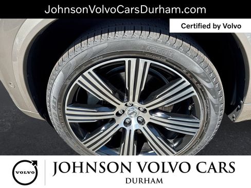 Certified 2024 Volvo XC90 T8 Plus w/ Protection Package Premier AWD/4WD image 20