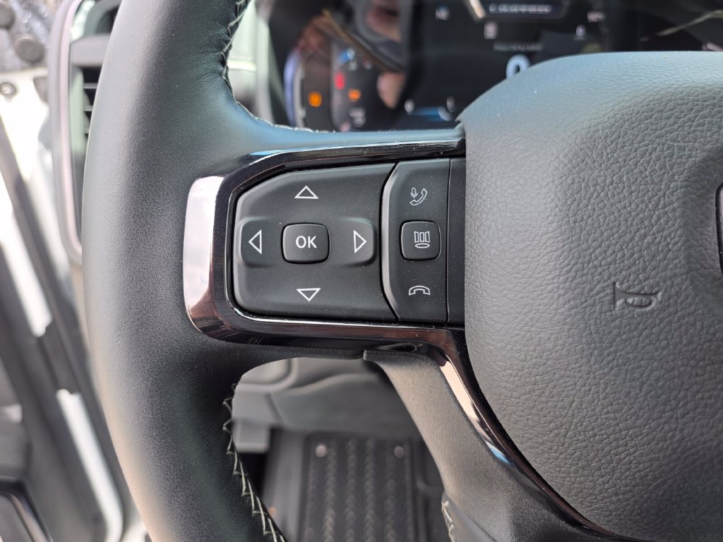 New 2026 RAM 3500 Limited AWD/4WD image 33
