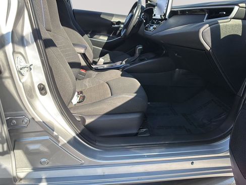 Used 2020 Toyota Corolla SE w/ SE Premium Package image 16