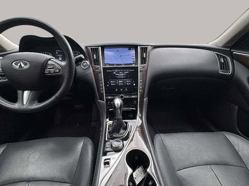Used 2016 INFINITI Q50 3.0t Premium w/ Driver Assistance Package image 10