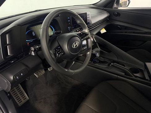 Used 2026 Hyundai Elantra Sport FWD image 20