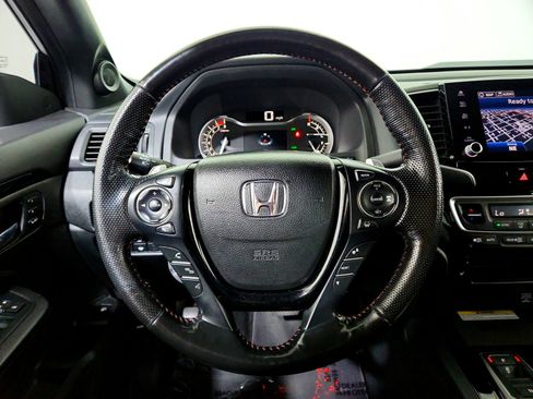 Used 2023 Honda Ridgeline Black Edition image 16