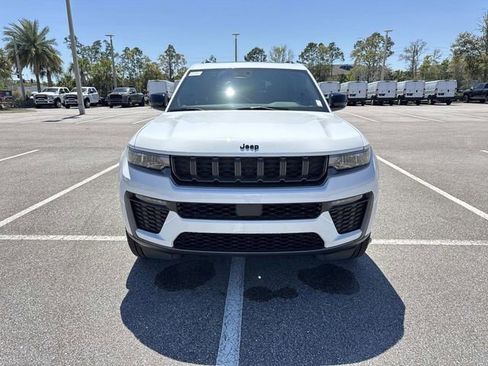 New 2026 Jeep Grand Cherokee L Limited RWD image 8