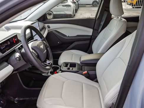 Used 2025 Ford Mustang Mach-E Premium RWD image 21