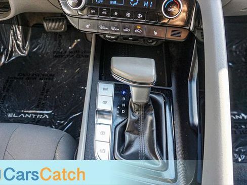 Used 2022 Hyundai Elantra SEL w/ Convenience Package image 22