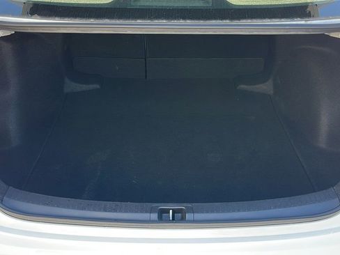 Used 2023 Toyota Corolla SE image 11