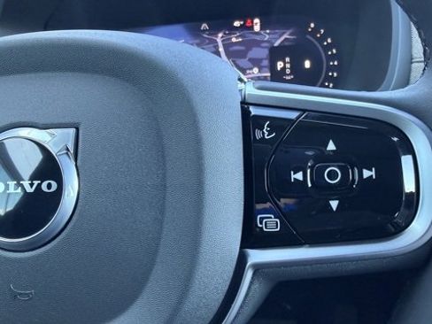 New 2026 Volvo XC90 B6 Plus image 22