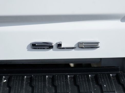 Used 2021 GMC Sierra 2500 SLE w/ Fleet Comfort Package image 50