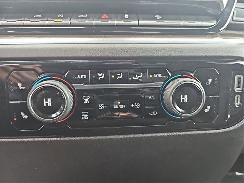 Used 2022 Chevrolet Silverado 1500 RST image 27