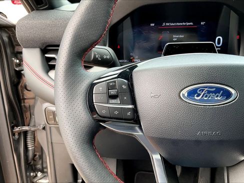 Used 2025 Ford Explorer ST-Line RWD image 23