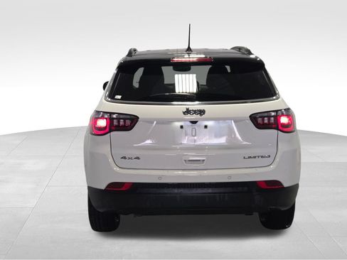 Certified 2025 Jeep Compass Limited AWD/4WD image 7