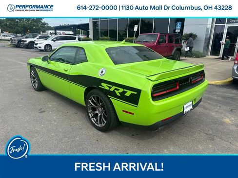 Used 2015 Dodge Challenger SRT RWD image 6