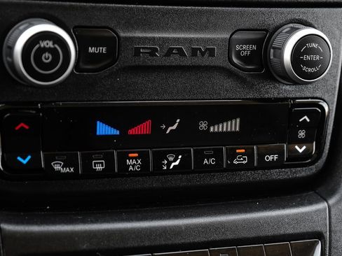 Used 2023 RAM ProMaster 2500 FWD image 21
