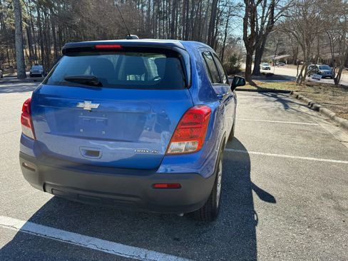 Used 2015 Chevrolet Trax LS FWD image 6