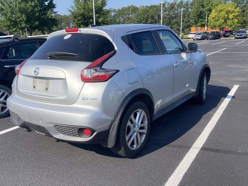 Used 2015 Nissan Juke SV AWD/4WD image 10