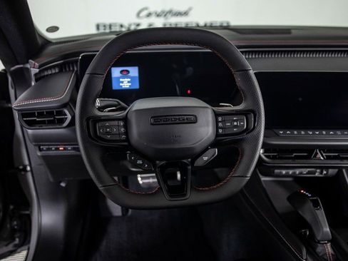 Used 2025 Dodge Charger Daytona Scat Pack w/ Track Pack image 17