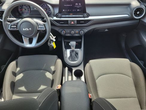 Used 2024 Kia Forte LXS FWD image 17