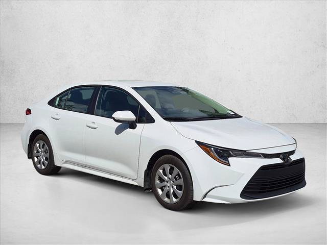 Used 2026 Toyota Corolla LE FWD image 3