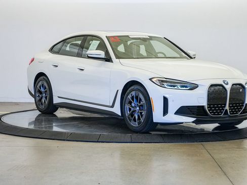 Certified 2023 BMW i4 eDrive35 w/ Premium Package RWD image 5