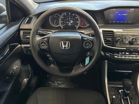Used 2017 Honda Accord LX image 28