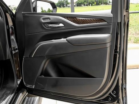 Used 2024 Cadillac Escalade Sport Platinum w/ LPO, ONYX Package AWD/4WD image 53
