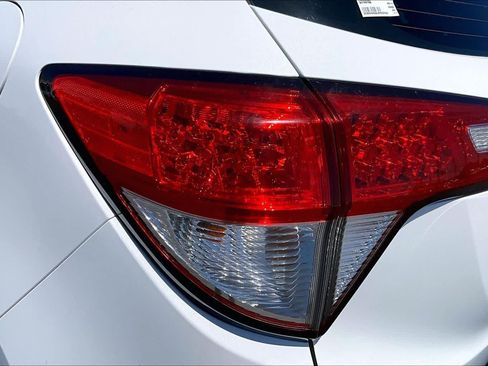 Used 2020 Honda HR-V Sport image 27