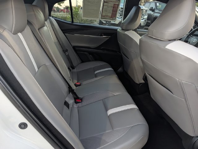 Used 2025 Toyota Camry SE w/ Convenience Package FWD image 29