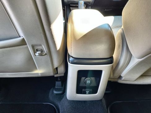 Used 2012 Dodge Journey Crew w/ Flexible Seating Group FWD image 23