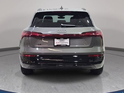 Used 2024 Audi Q8 e-tron Premium Plus w/ Premium Plus Package AWD/4WD image 7