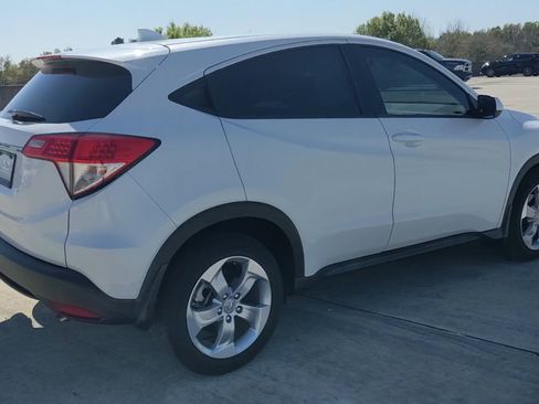Used 2019 Honda HR-V LX image 23