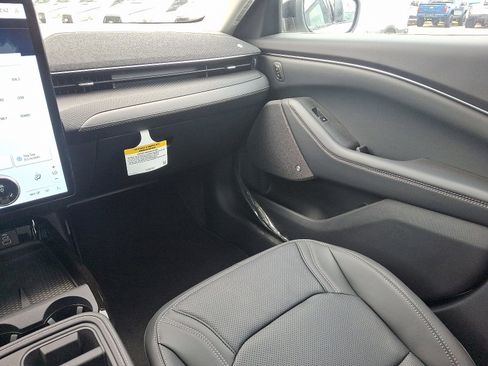 New 2025 Ford Mustang Mach-E Premium image 11