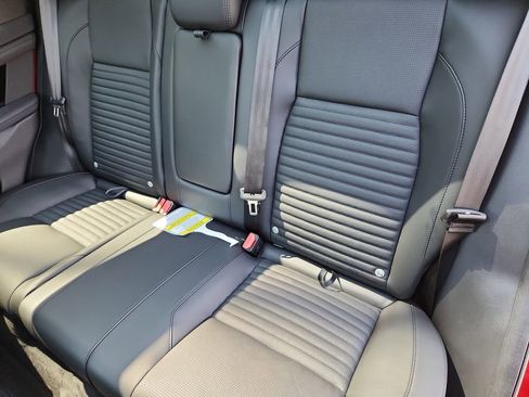 New 2025 Land Rover Discovery Sport S image 25