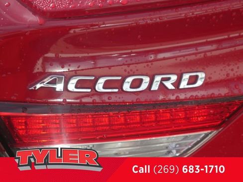 Used 2019 Honda Accord Sport image 13
