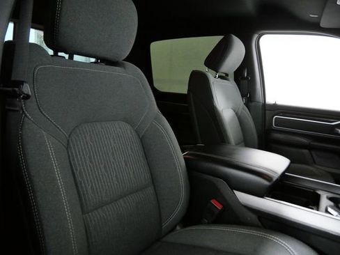 Used 2022 RAM 1500 Big Horn AWD/4WD image 12