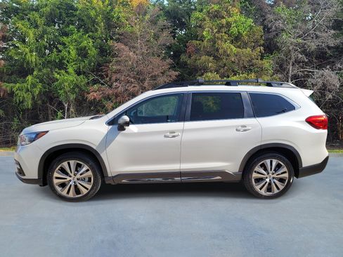 Used 2022 Subaru Ascent Limited w/ Technology Package AWD/4WD image 22