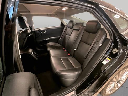 Used 2017 Toyota Avalon Limited FWD image 18
