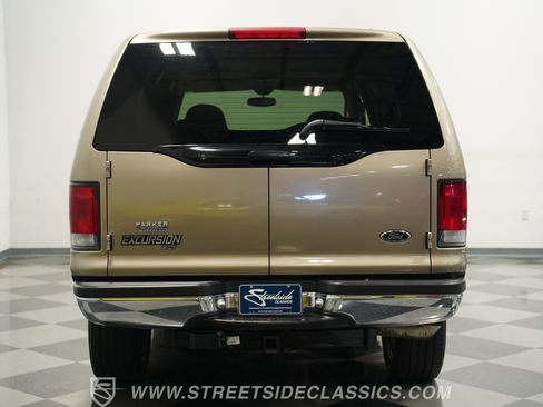Used 2000 Ford Excursion XLT image 24
