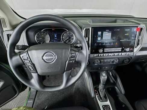 New 2026 Nissan Frontier SV w/ Tow Package AWD/4WD image 10