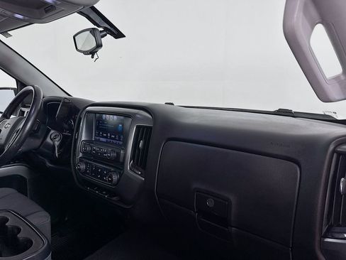 Used 2019 Chevrolet Silverado 1500 LT AWD/4WD image 26