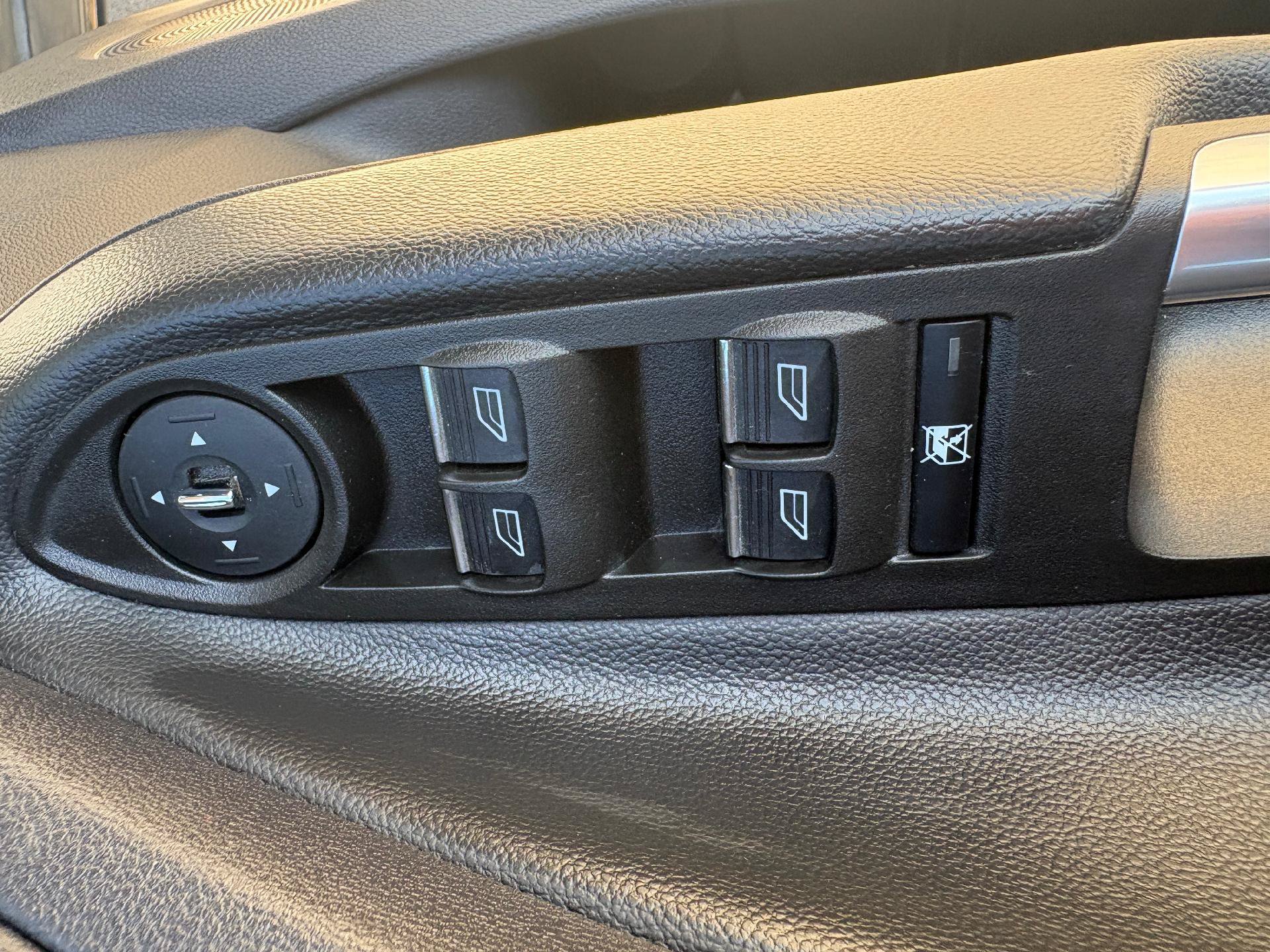 Used 2014 Ford Escape Titanium AWD/4WD image 19