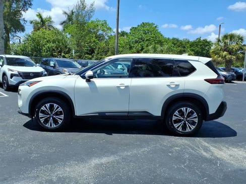 Used 2021 Nissan Rogue SV AWD/4WD image 4