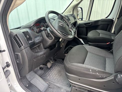 Used 2020 RAM ProMaster 2500 image 11