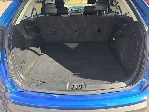 Used 2024 Ford Edge Titanium image 23
