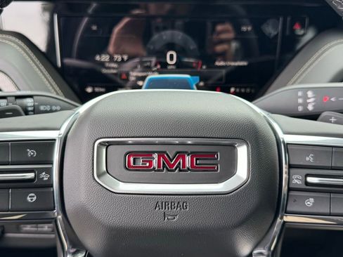 New 2026 GMC Yukon Elevation image 24
