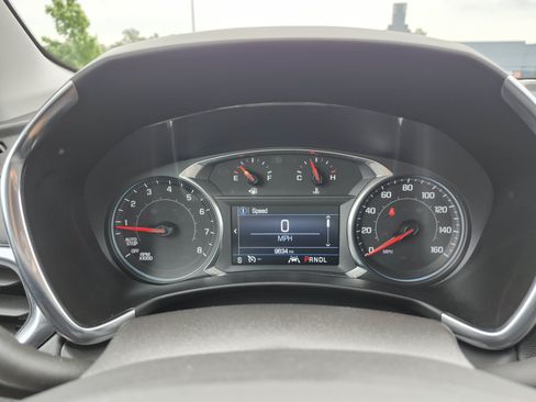 Used 2024 Chevrolet Equinox LT FWD image 29