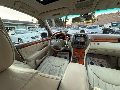 Used 2002 Lexus LS 430 image 16