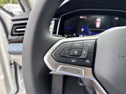 New 2026 Volkswagen Jetta SE FWD image 19