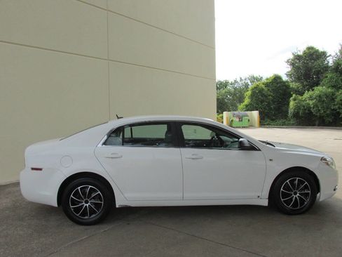 Used 2008 Chevrolet Malibu LS FWD image 8