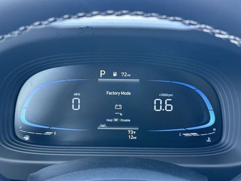 Used 2026 Hyundai Venue SEL image 25